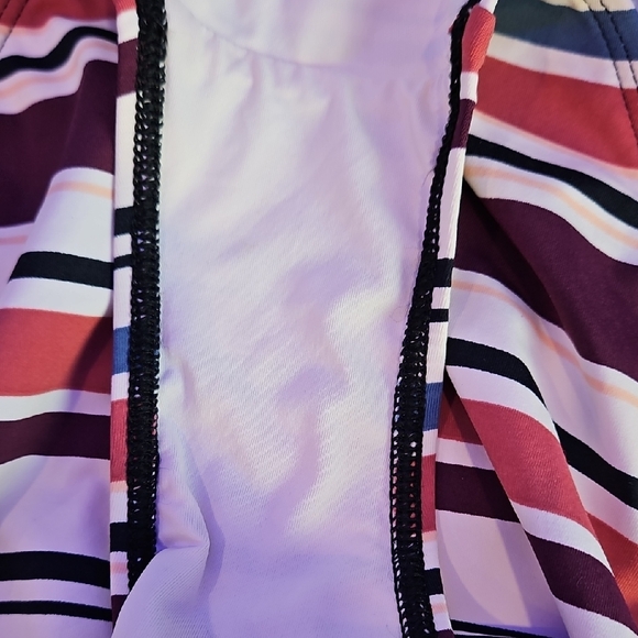 NWOT Striped Monokini  One-Piece Swimsuit - Picture 7 of 7